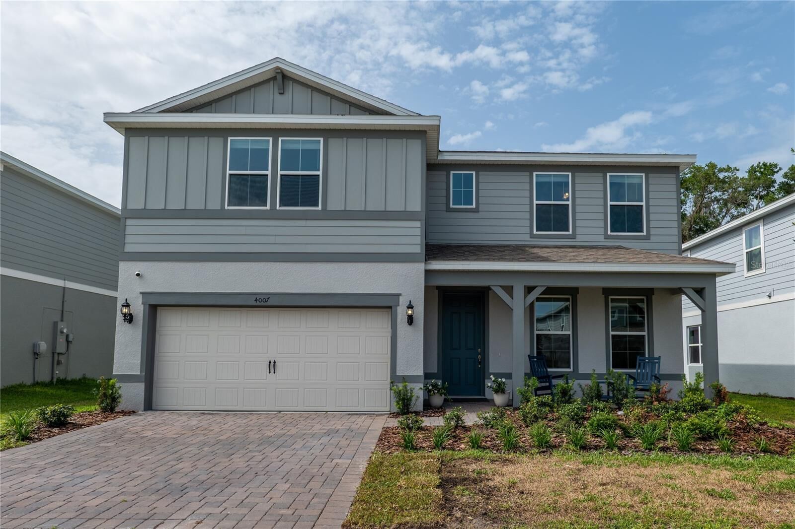 Property Photo:  4007 Meandering Bay Drive  FL 32712 