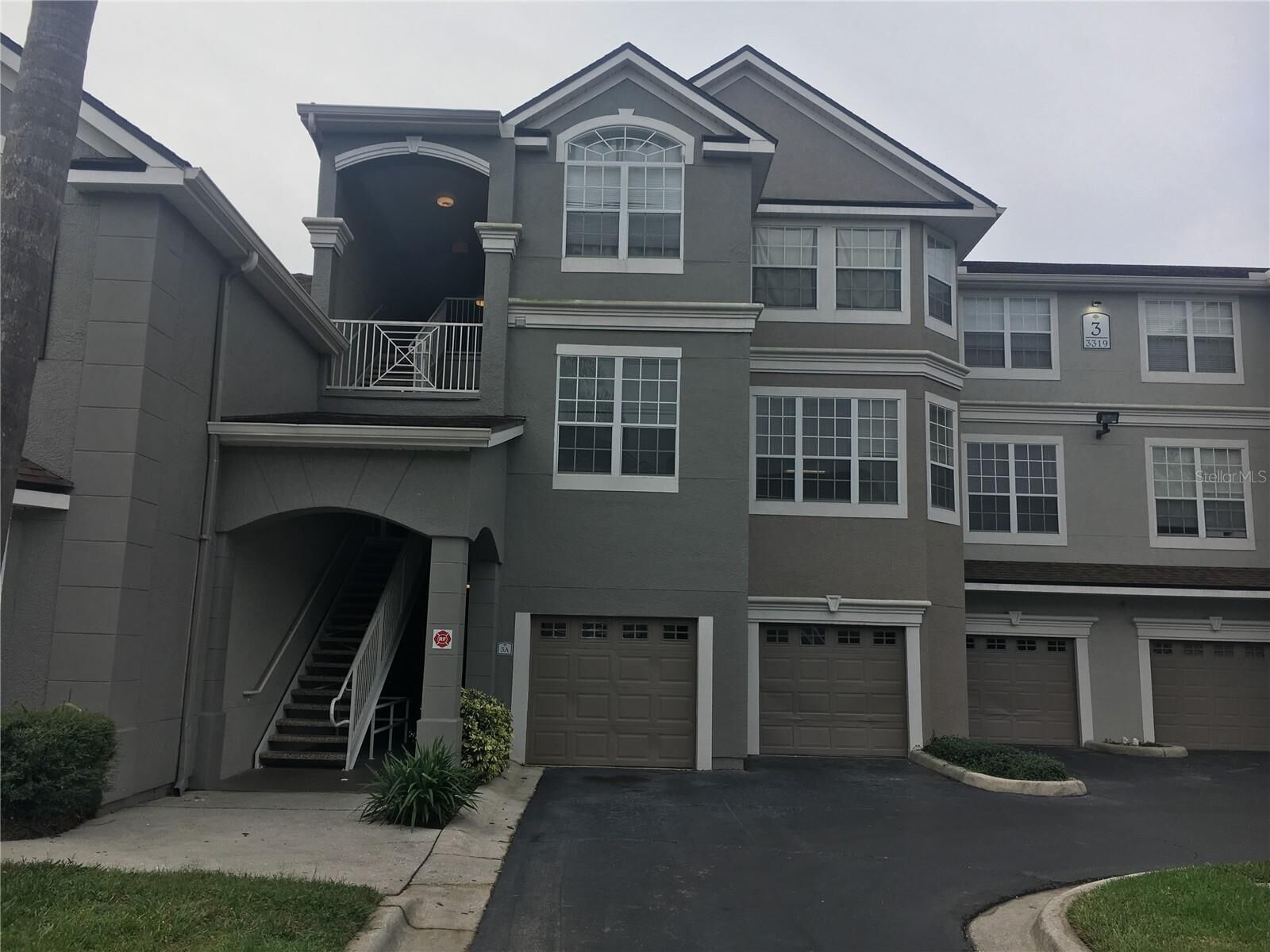 Property Photo: 3355 S Kirkman Road 1324 FL 32811