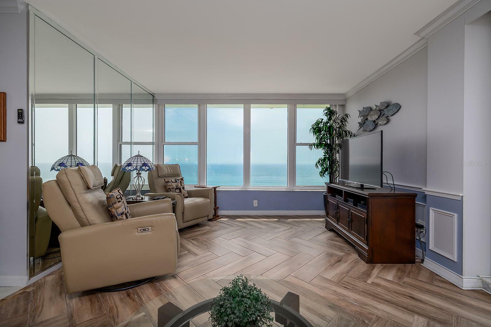 Property Photo: 2800 N Atlantic Avenue 1716 FL 32118