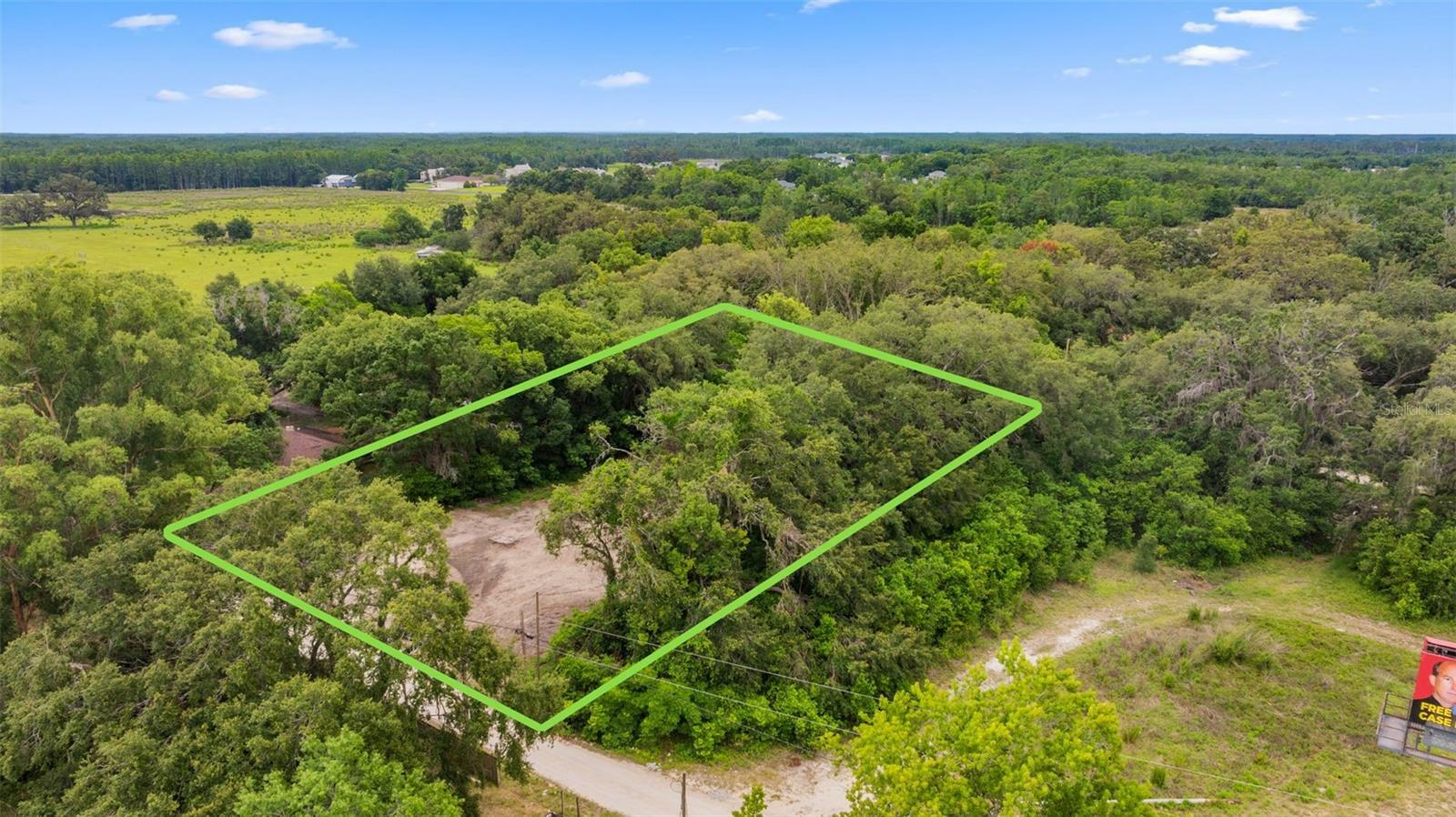 Property Photo: 19057 Malabar Avenue FL 34610