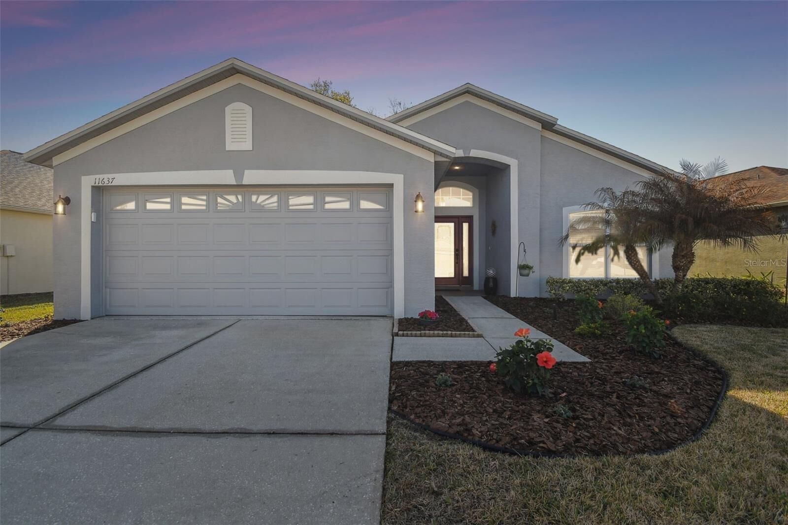Property Photo: 11637 Spindrift Loop FL 34667