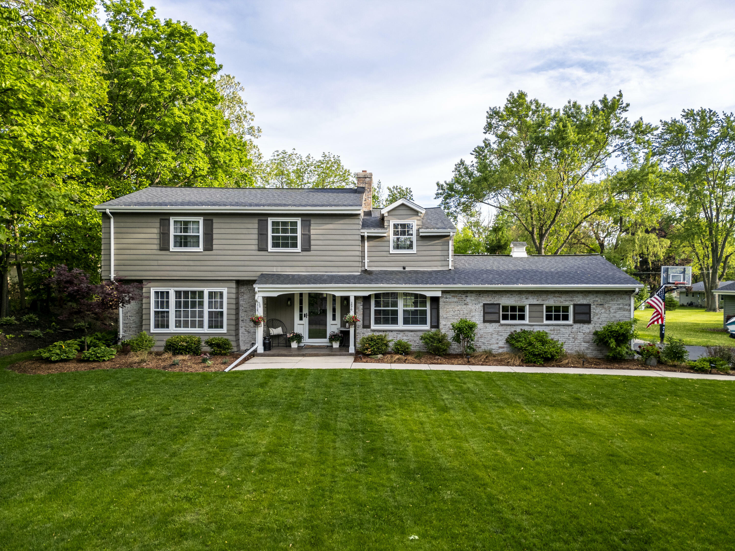 Property Photo: 18005 Lisa Ln WI 53045