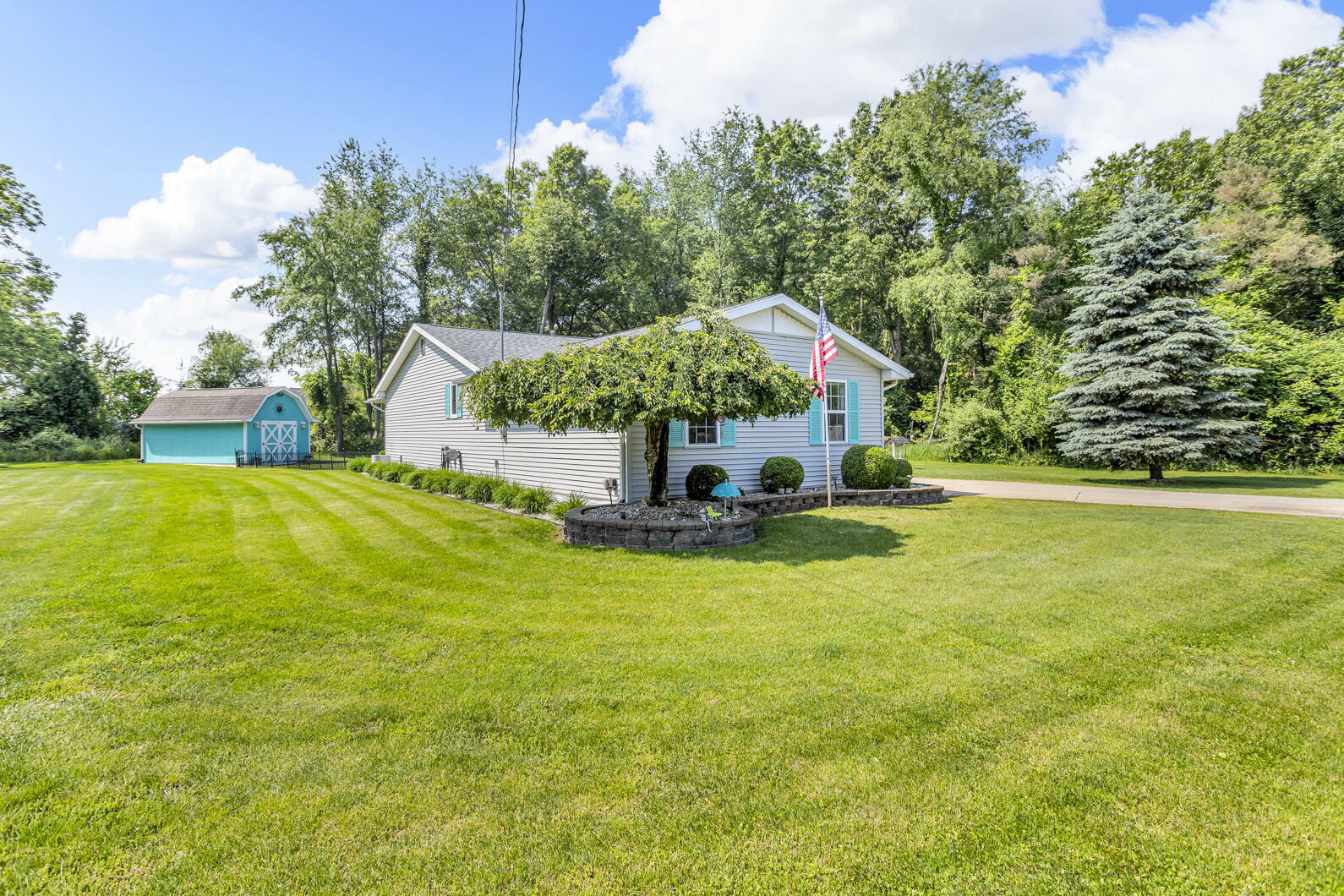 Property Photo: 11522 S Bradley Drive MI 49249