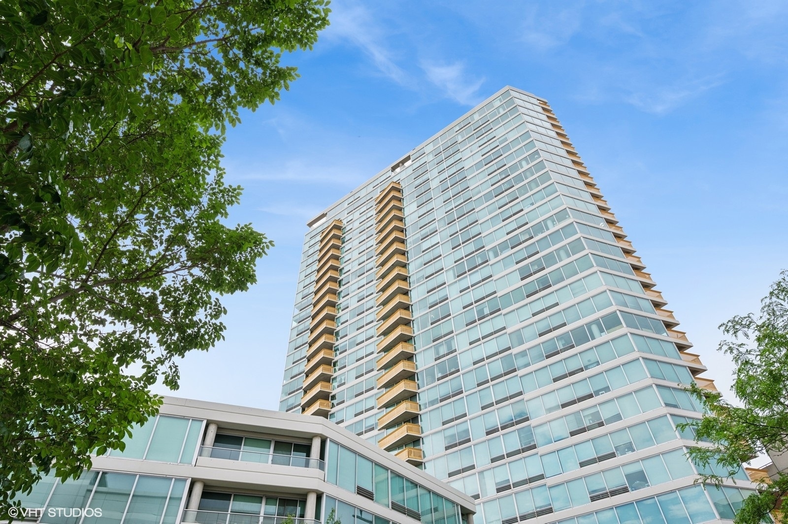 1720 Maple Avenue 2710  Evanston IL 60201 photo