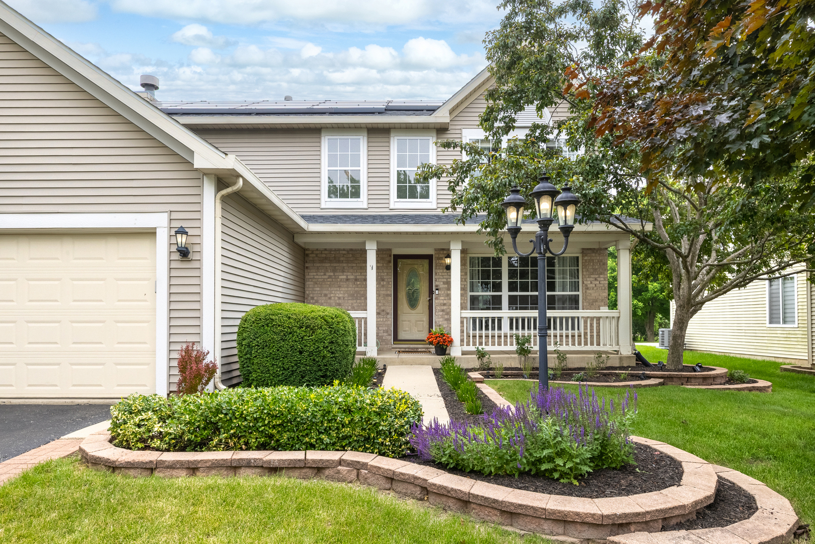 Property Photo: 2278 Andrew Trail IL 60538
