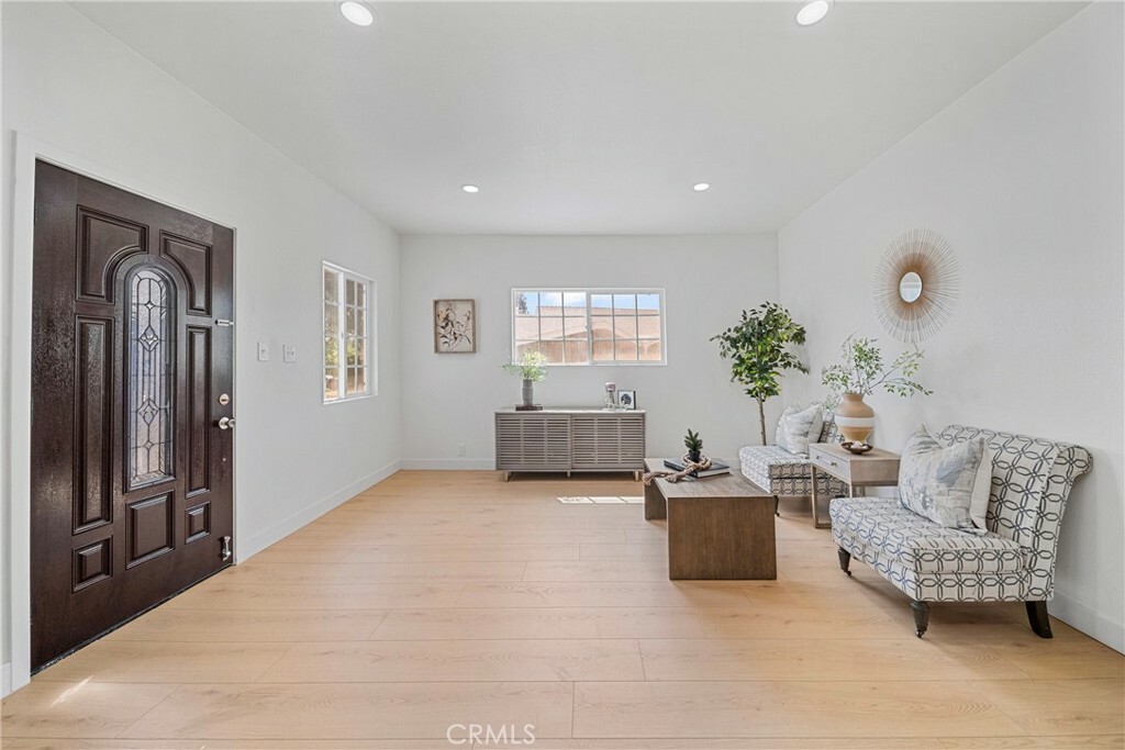 Property Photo: 2035 Las Colinas Avenue CA 90041