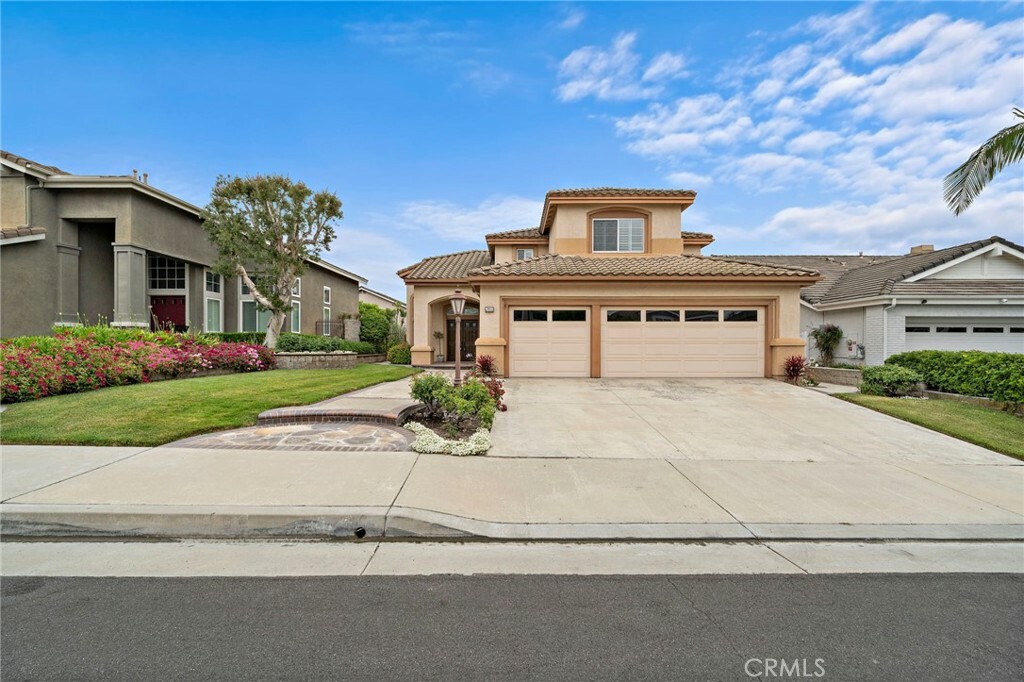 Property Photo: 2811 N Preston Street CA 92867