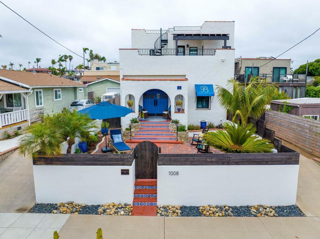 Property Photo: 1008 S Ditmar Street CA 92054