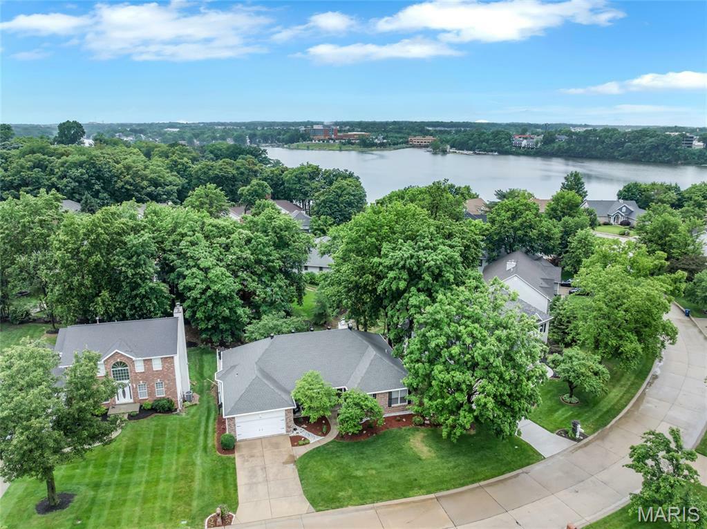15 Eagles Way Lane  Lake St Louis MO 63367 photo