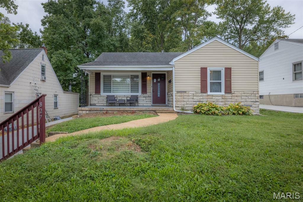 Property Photo: 827 Water Street MO 63301