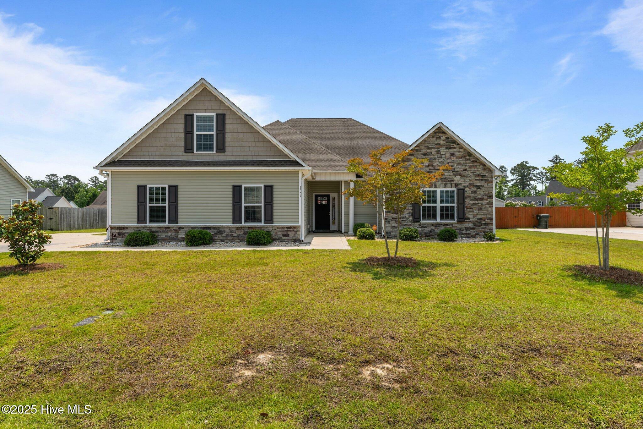Property Photo: 1006 Kingfish Way NC 28562