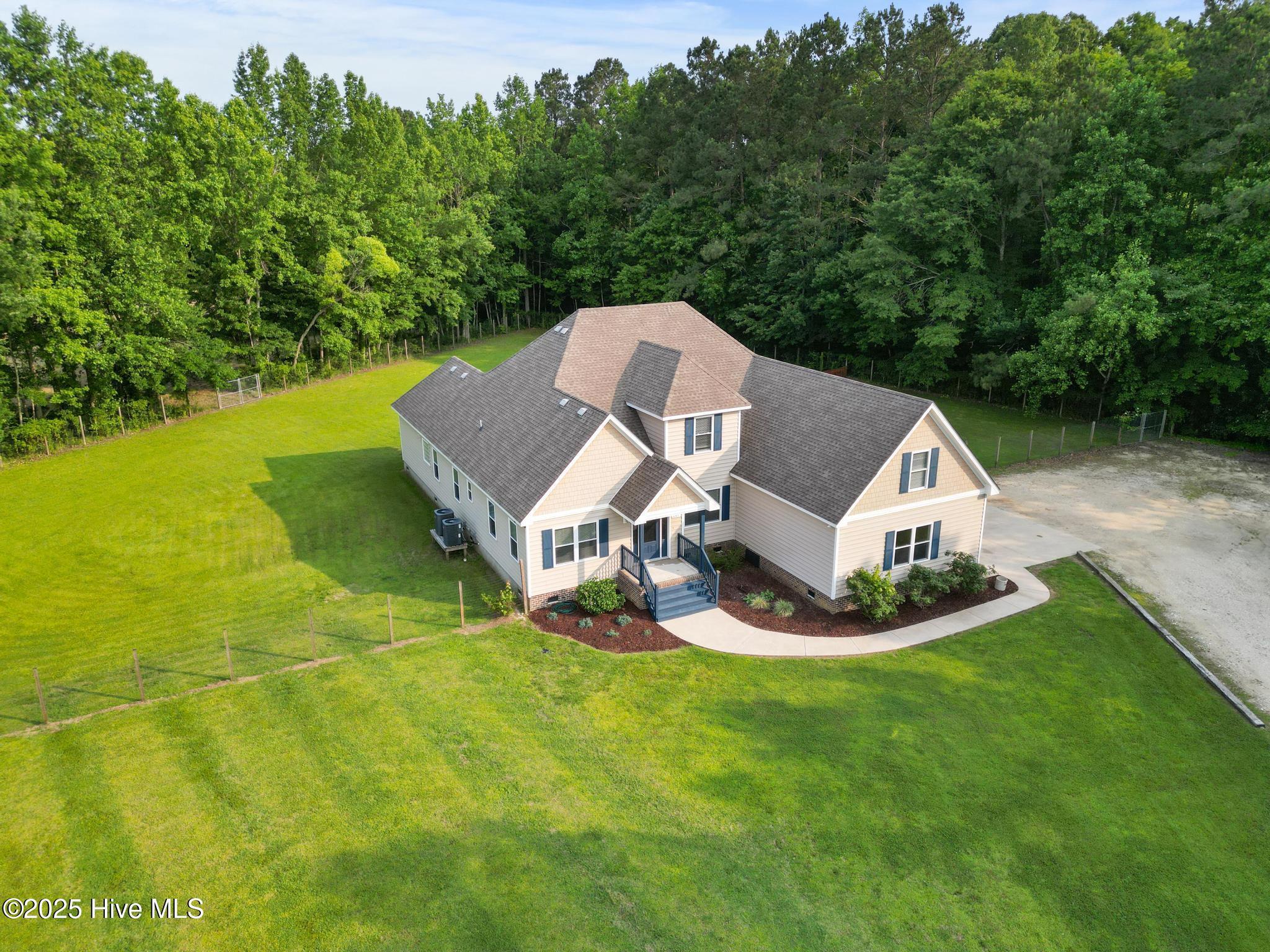 Property Photo: 249 Rocky Top Road NC 27958