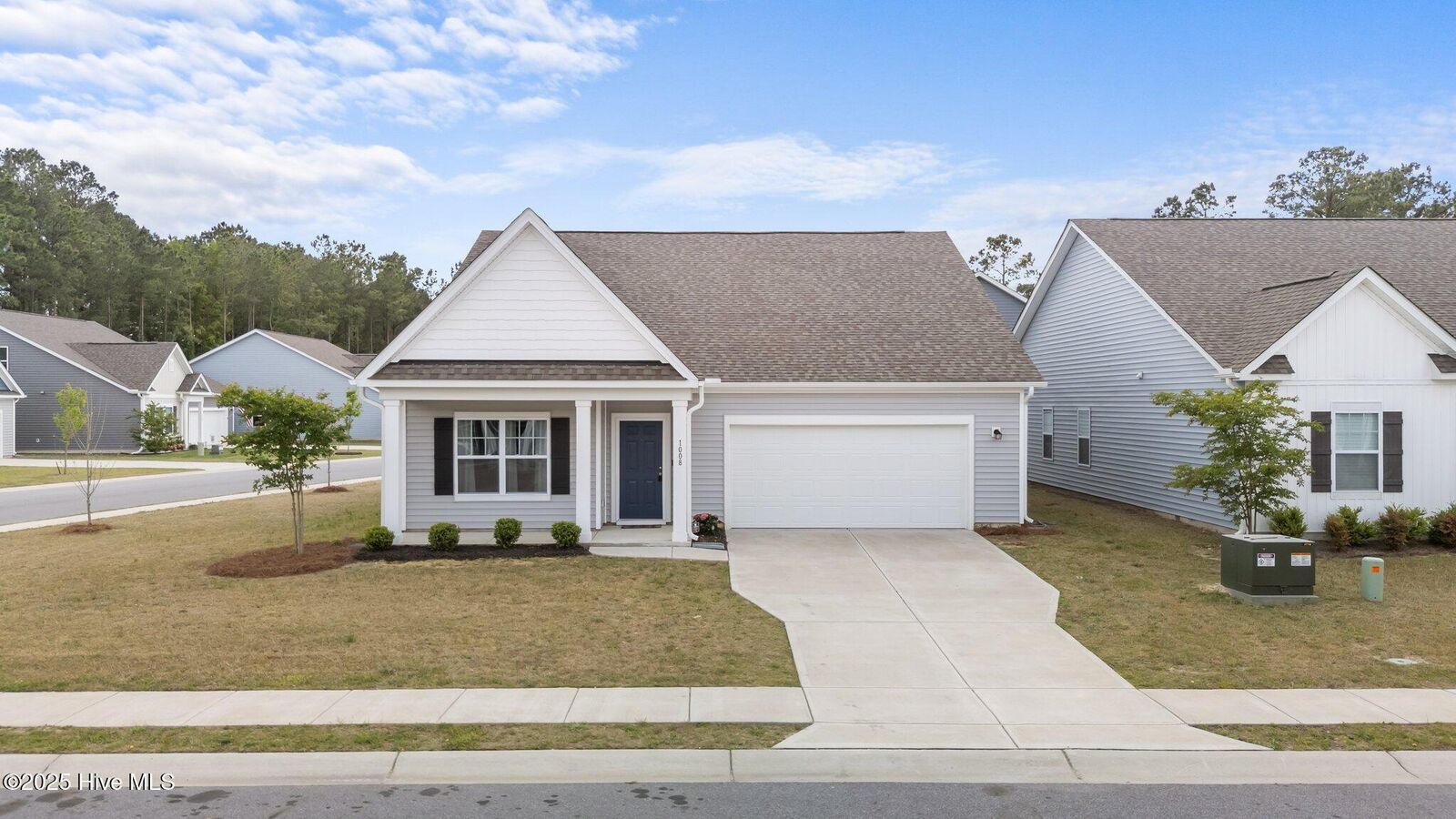 Property Photo:  1008 Rodanthe Drive  NC 28562 
