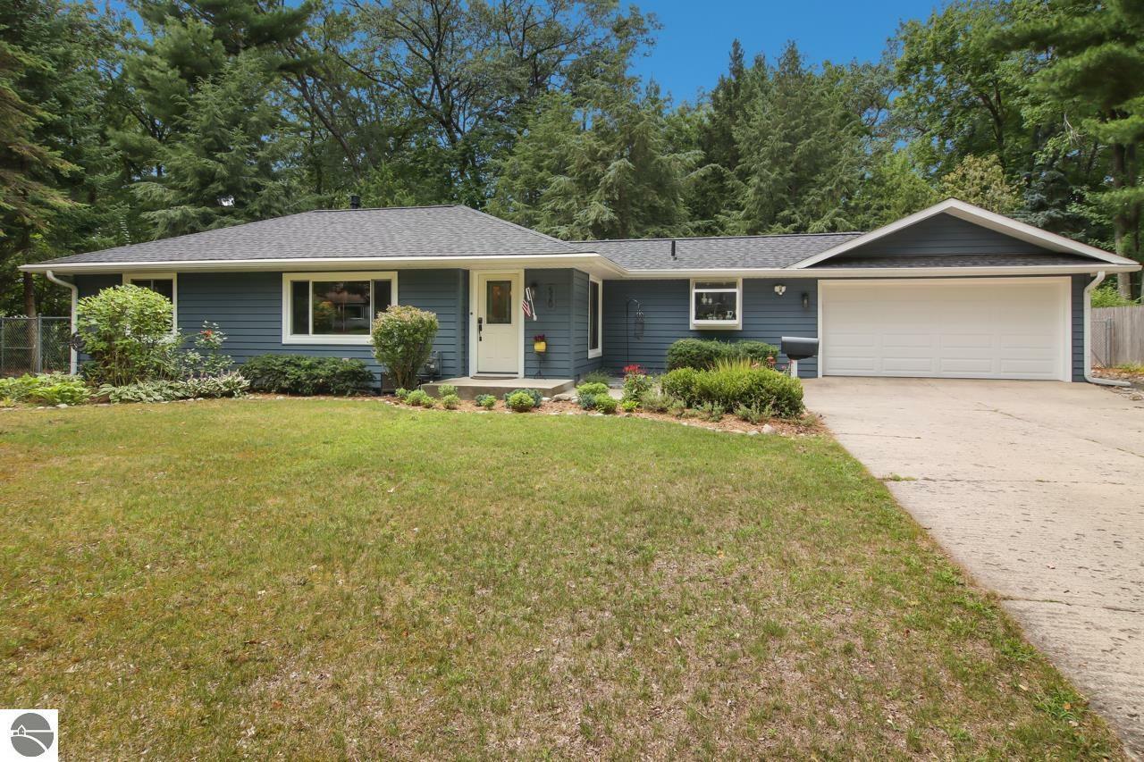 Property Photo: 520 Belmont Drive MI 49686
