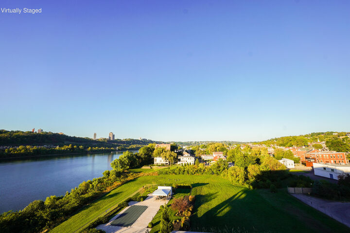 Property Photo: 101 Harbor Greene Drive KY 41073