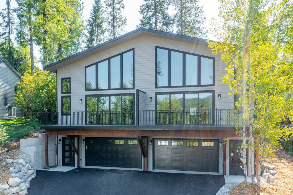 968 Colorado Avenue A And B  Whitefish MT 59937 photo