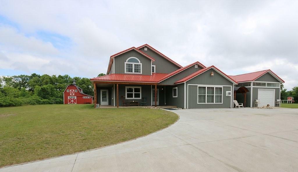 Property Photo: 39192 460th Avenue MN 56573
