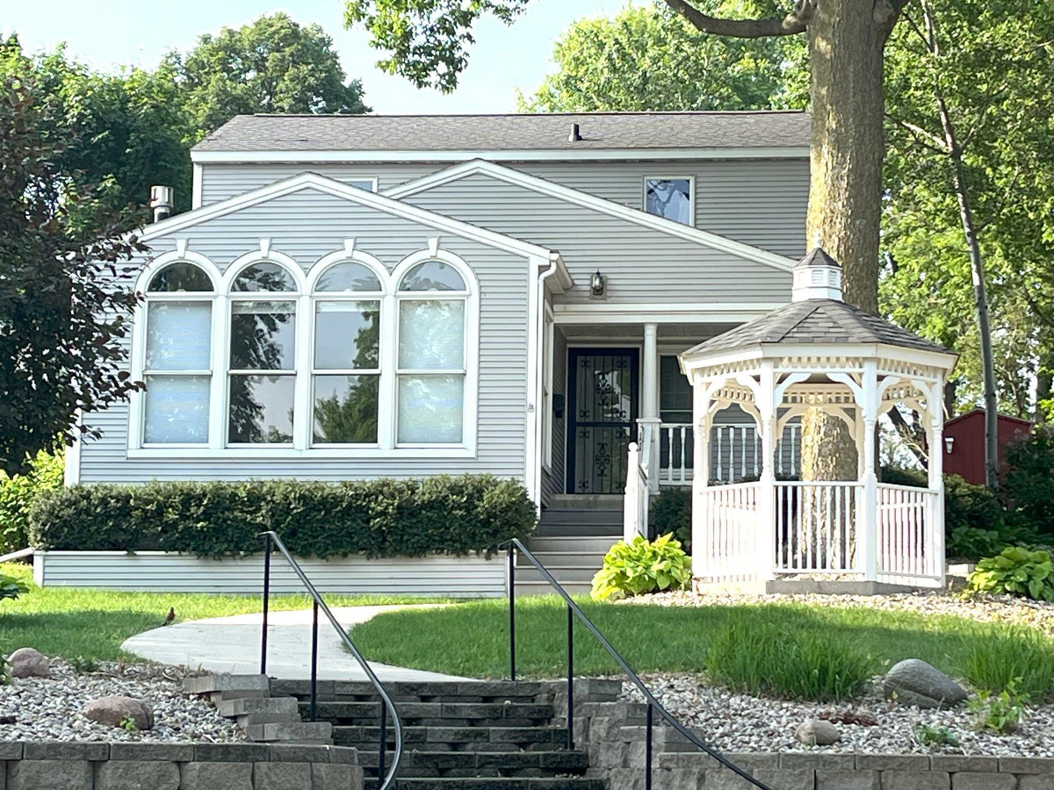 Property Photo:  311 Lake Park Boulevard  MN 56031 