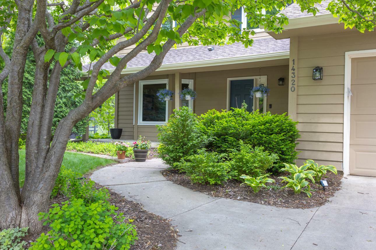 Property Photo: 14320 44th Avenue N MN 55446