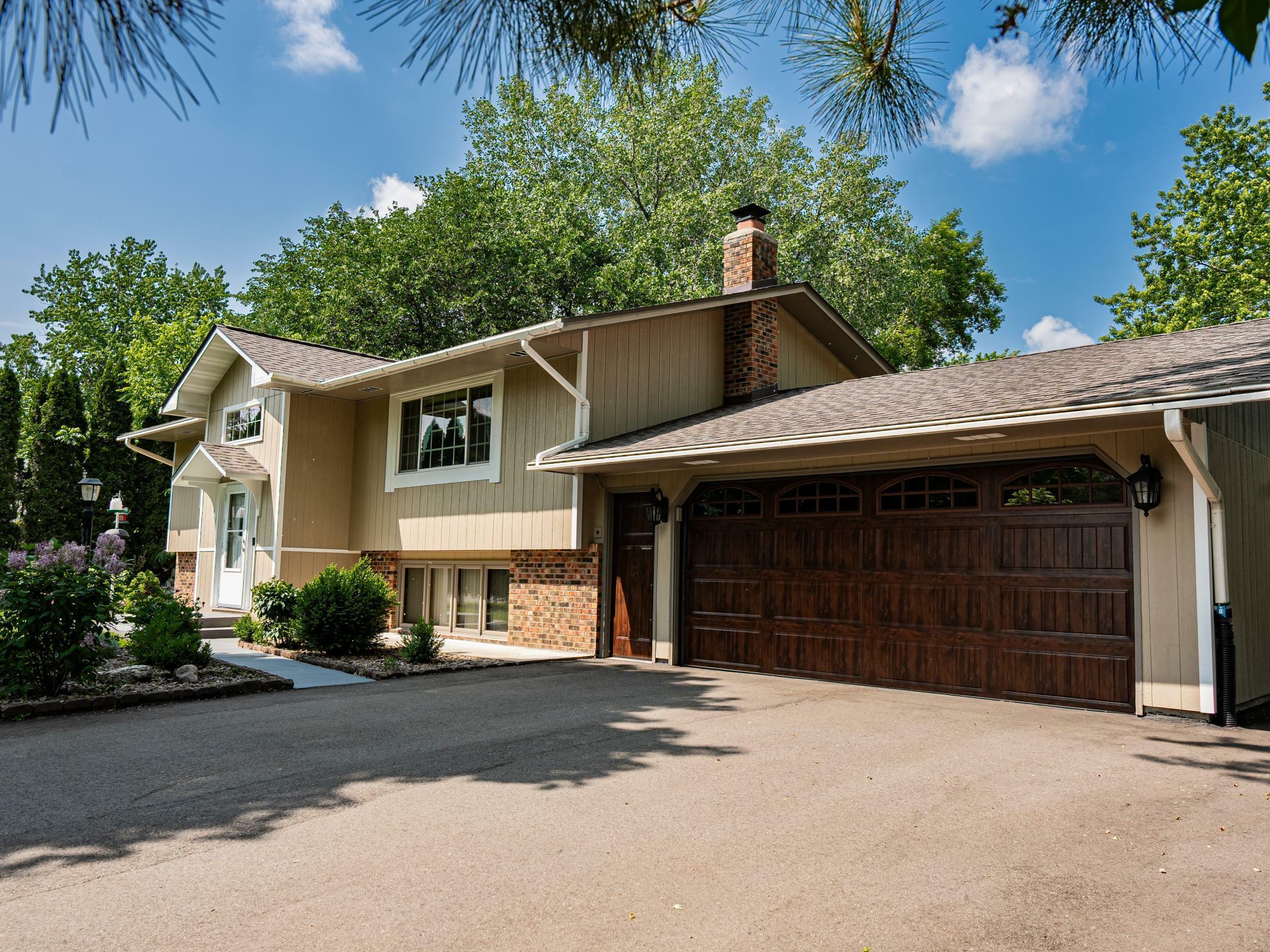 Property Photo: 17296 Casey Court MN 55372
