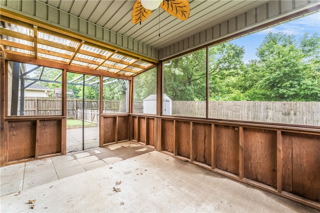 Property Photo: 5305 Cherry Creek Road AR 72713