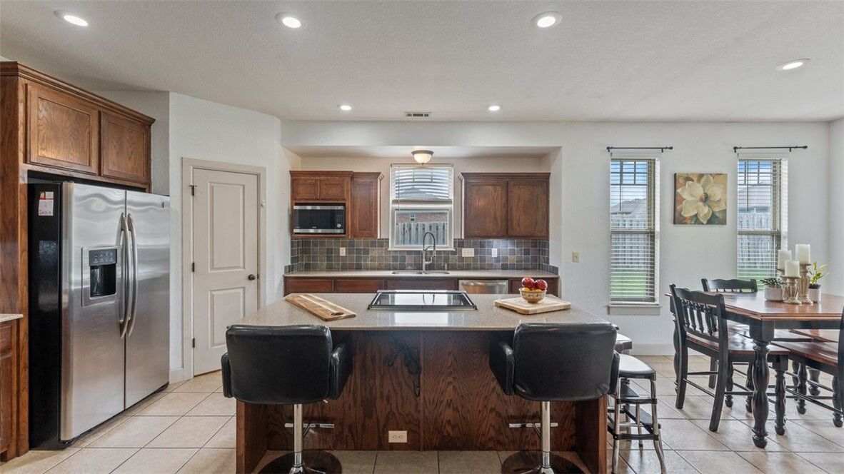 Property Photo:  2111 Hunter Drive  AR 72751 