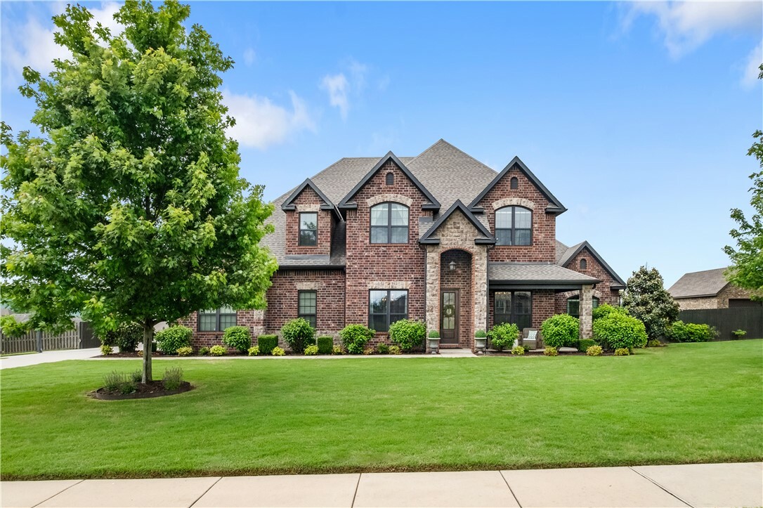Property Photo: 441 Twin Falls Drive AR 72730