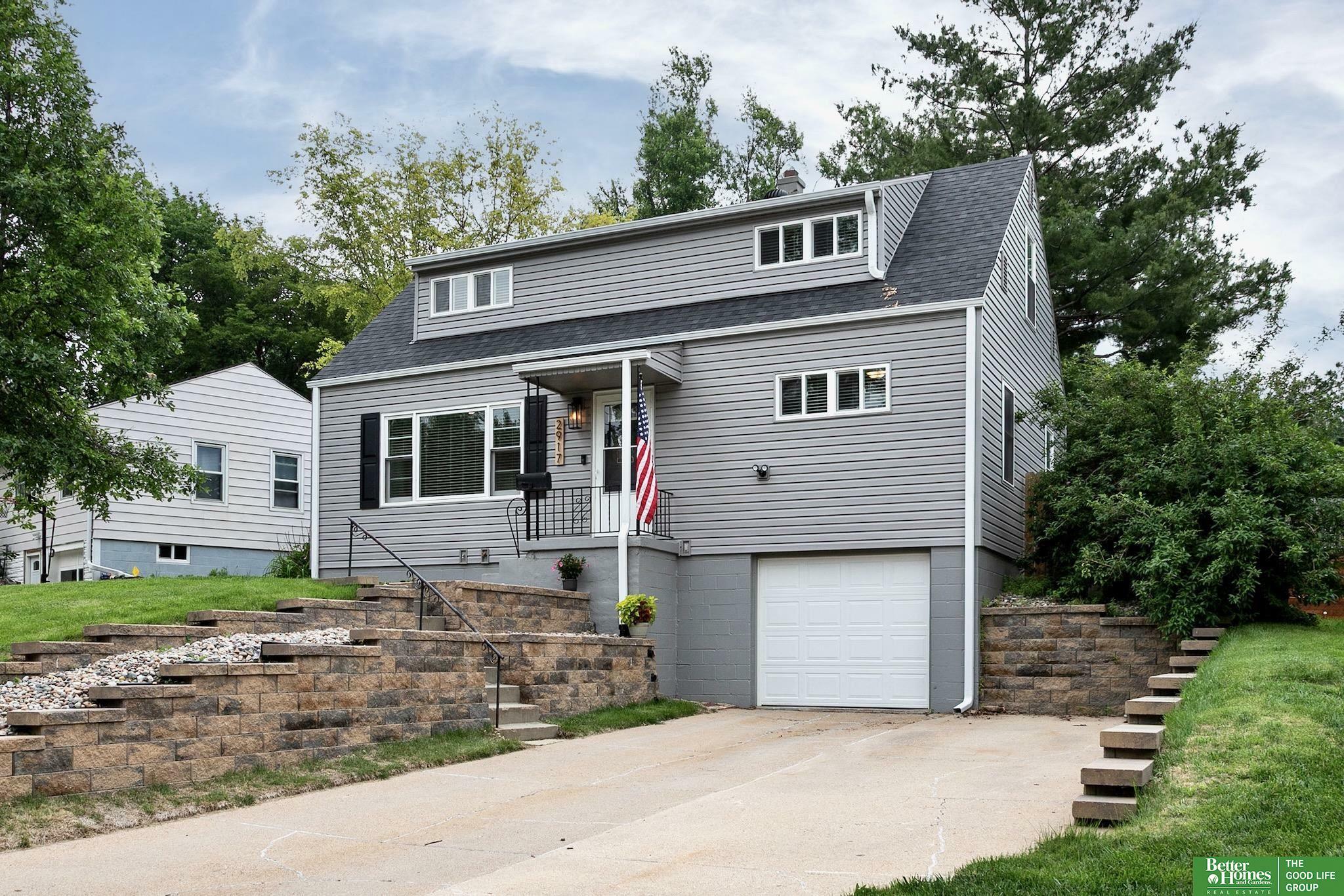 Property Photo: 2917 Westgate Road NE 68124