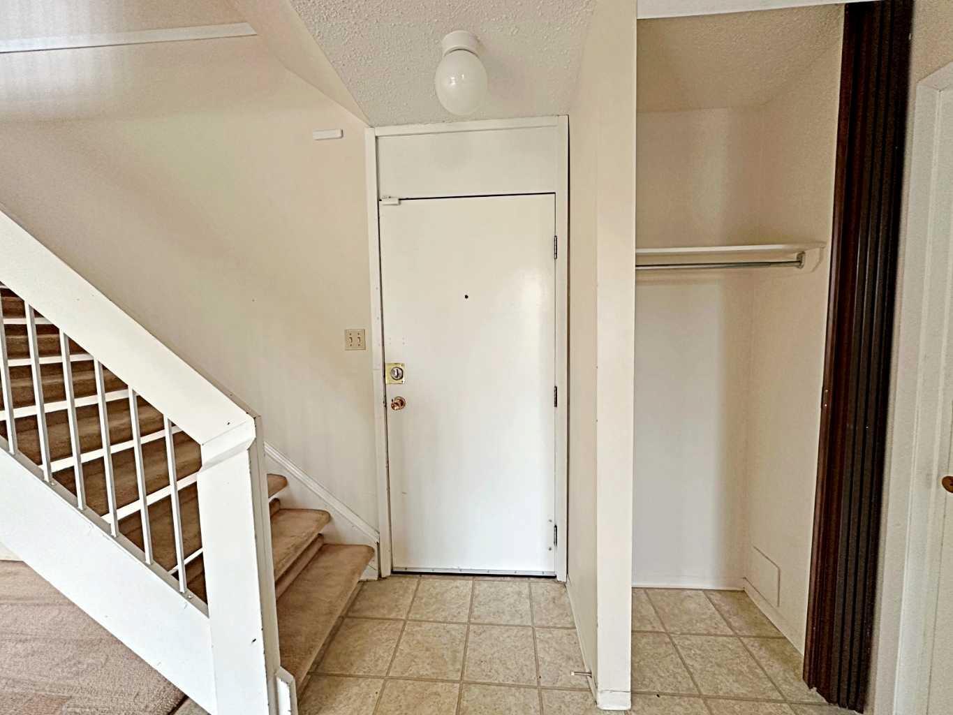 Property Photo: 21 Macdonald Drive 1639 AB T9H 4H4