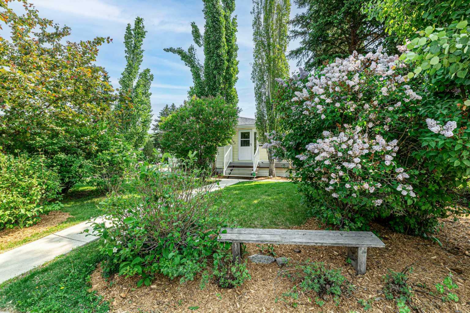 Property Photo: 4501 35 Street Crescent S AB T4N 0P6