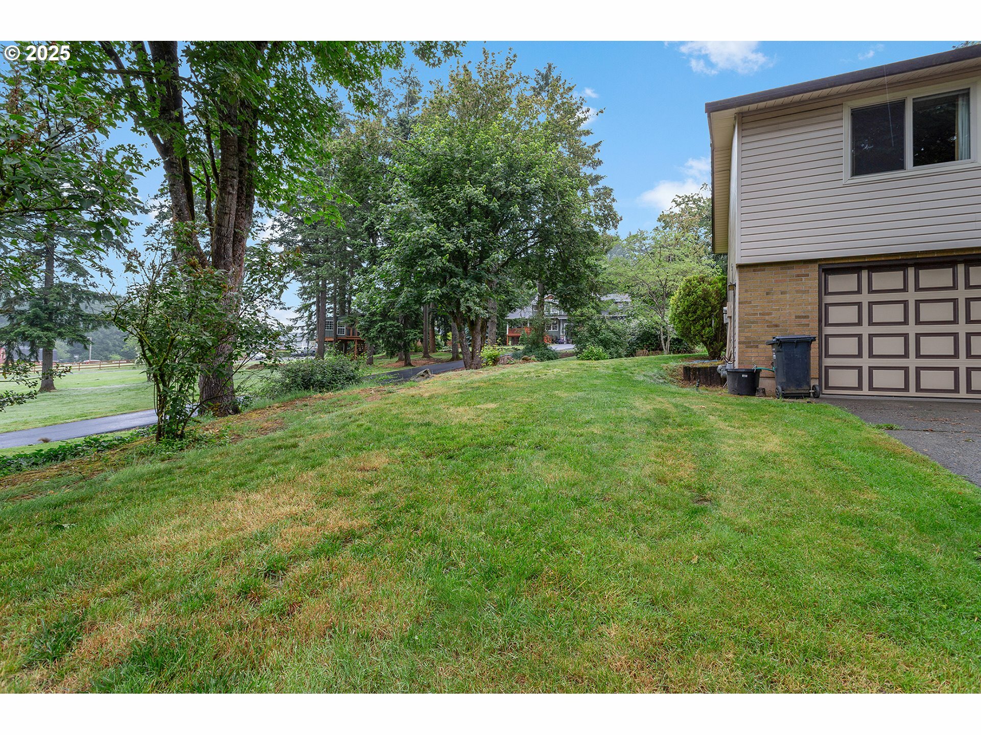 Property Photo: 13760 SE 180th Ave OR 97089