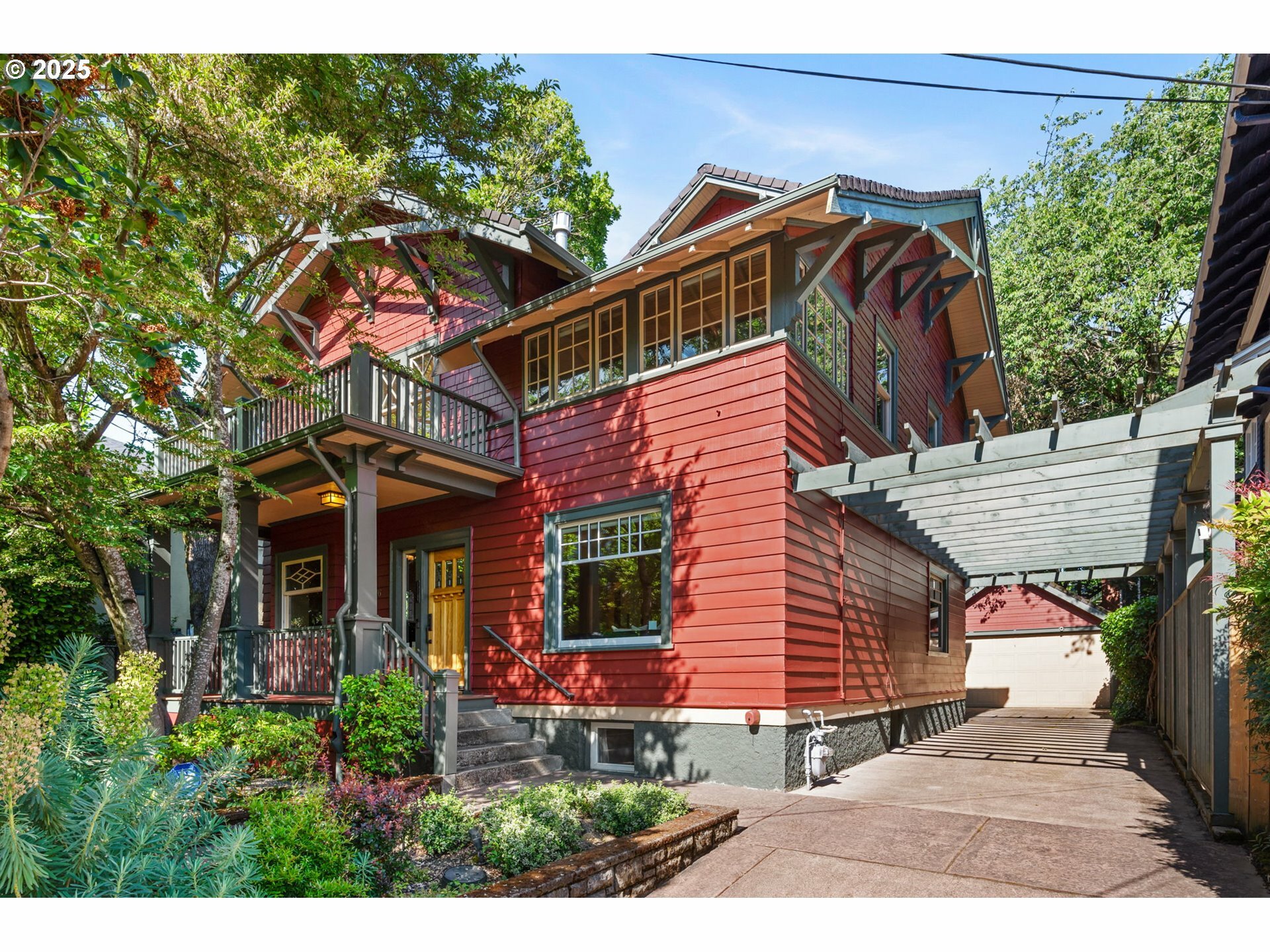 Property Photo: 1816 NE 14th Ave OR 97212