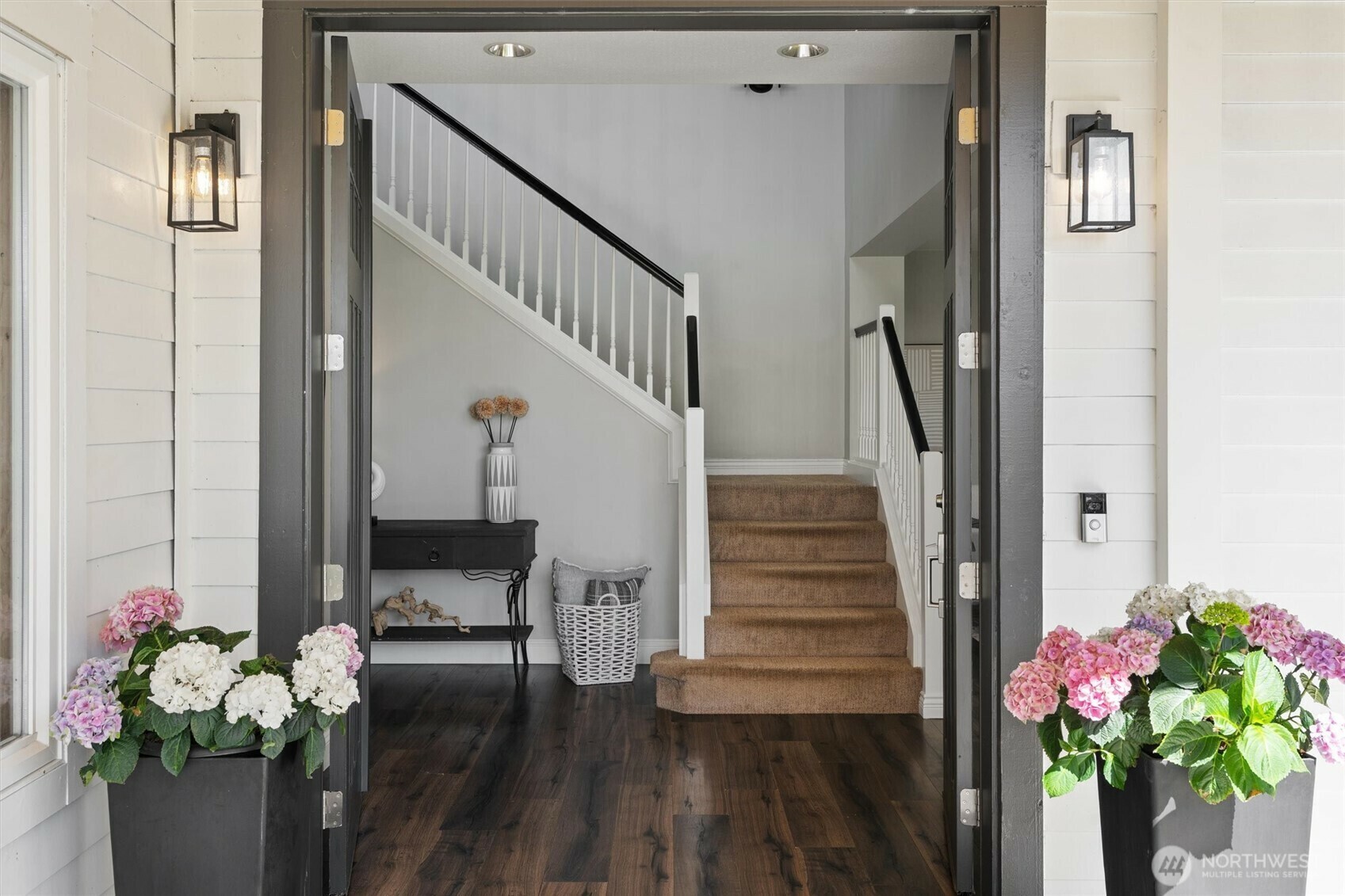 Property Photo:  1416  2nd Street  WA 98033 