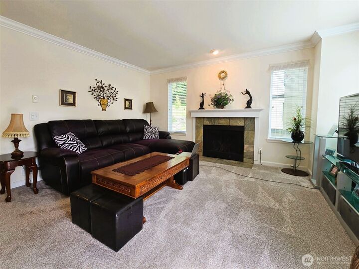 Property Photo:  31500  33rd Place SW H101  WA 98023 