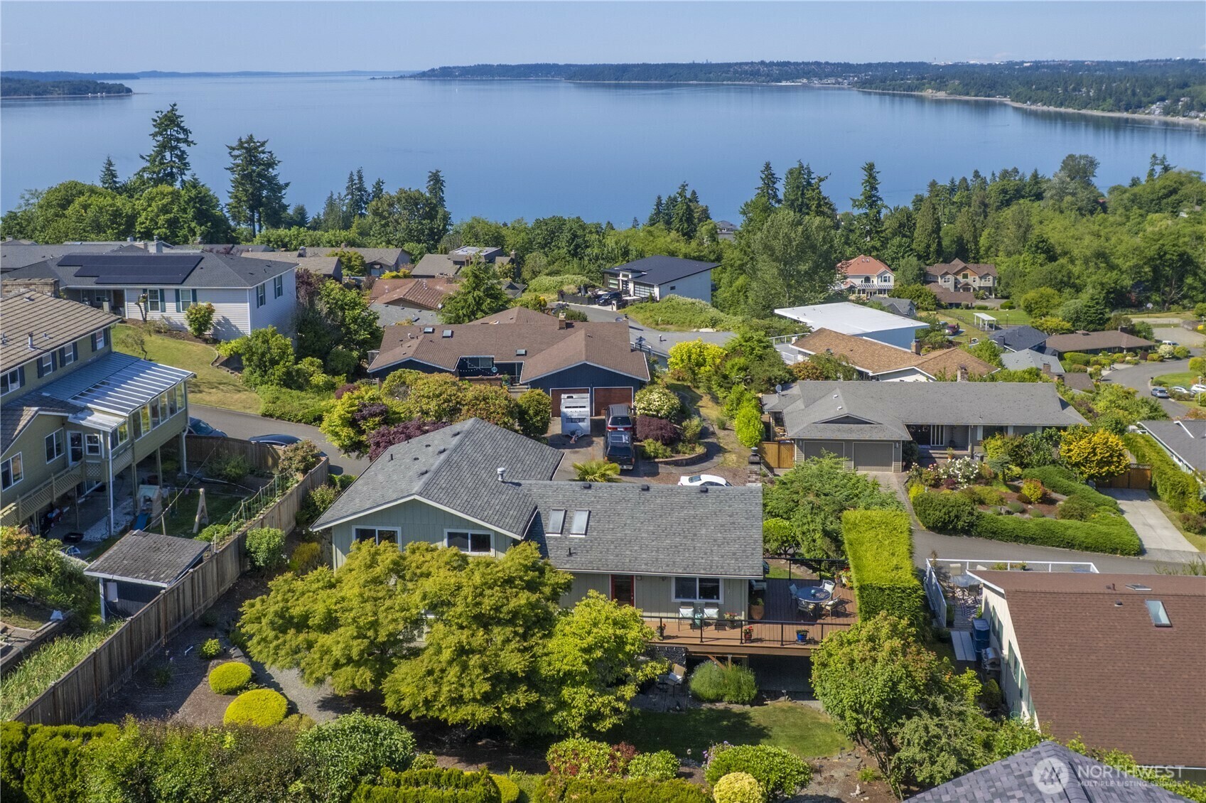 Property Photo: 245 SW 298th Place WA 98023