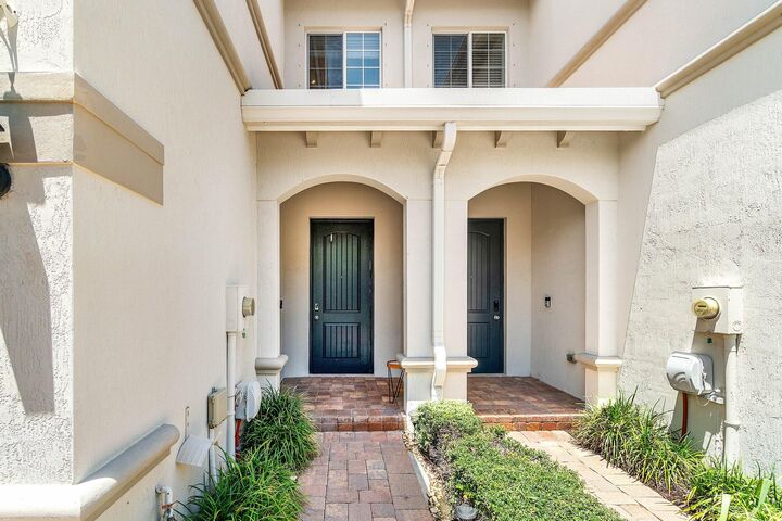 Property Photo:  1198 Paisley Court  FL 33461 