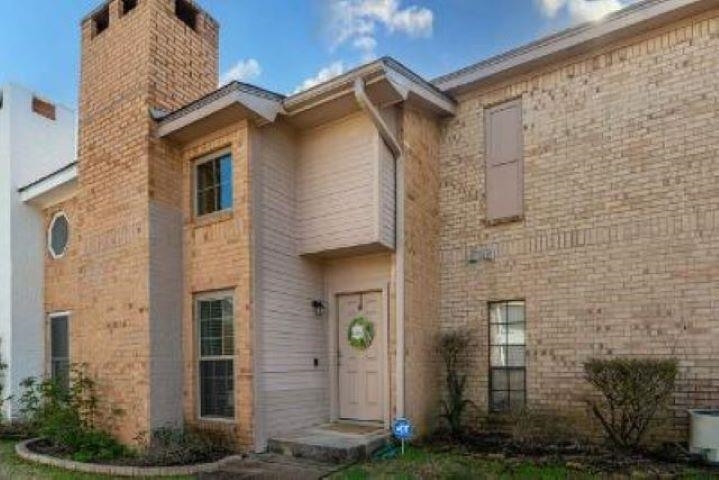 Property Photo:  1620 Wellington Place #303  TX 77706 