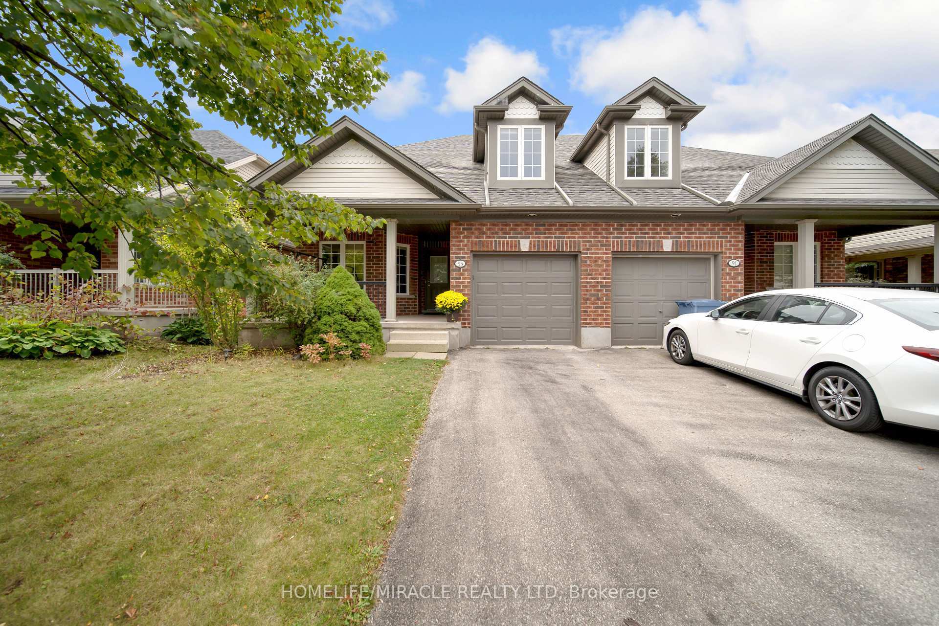 Property Photo: 93 Lynch Circle ON N1L 1R8