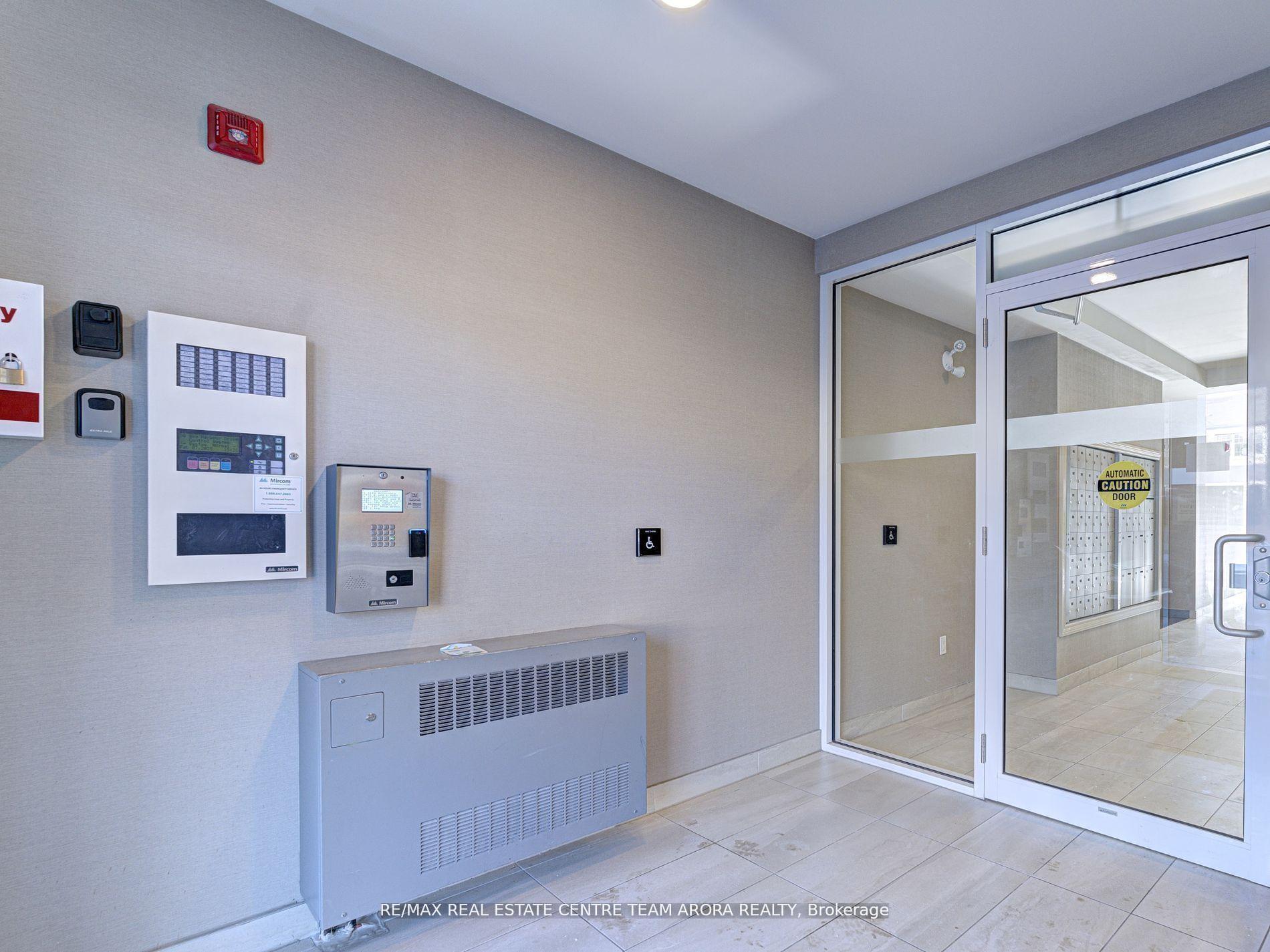 Property Photo: 58 Sky Harbour Drive 417 ON L6Y 0C1