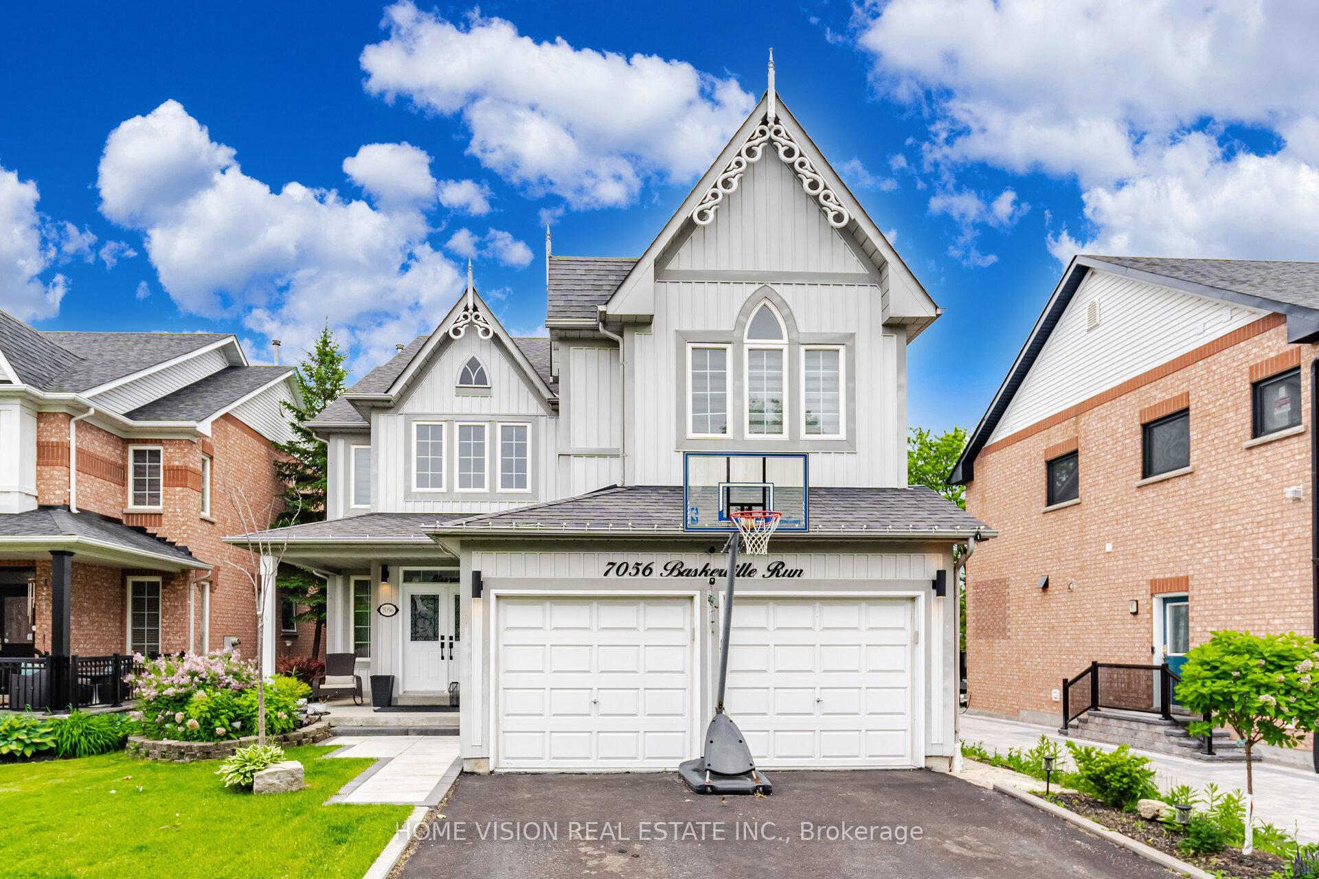Property Photo: 7056 Baskerville Run N ON L5W 1A2
