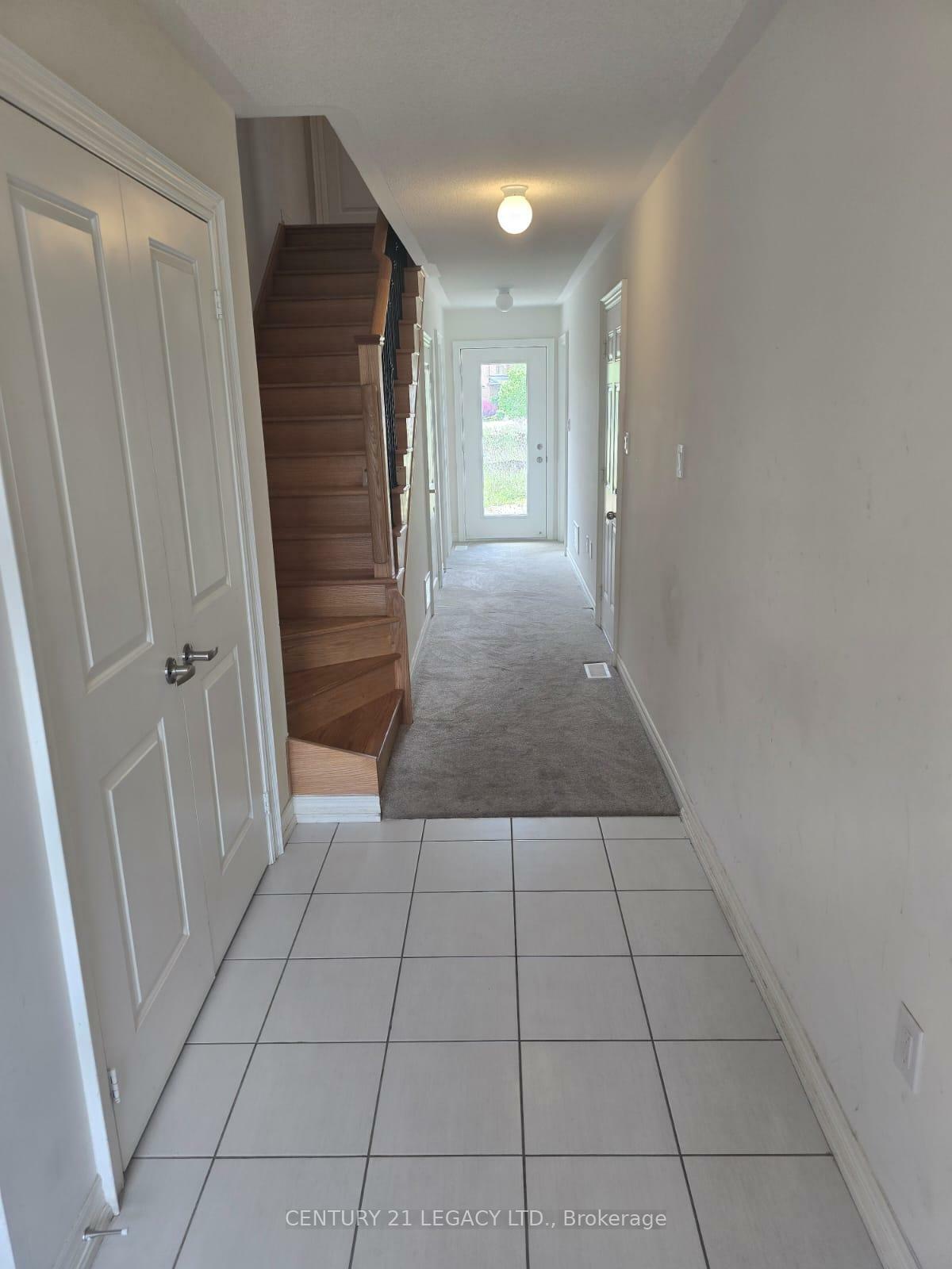 Photo de la propriété: 4 Queenpost Drive ON L6X 0B2