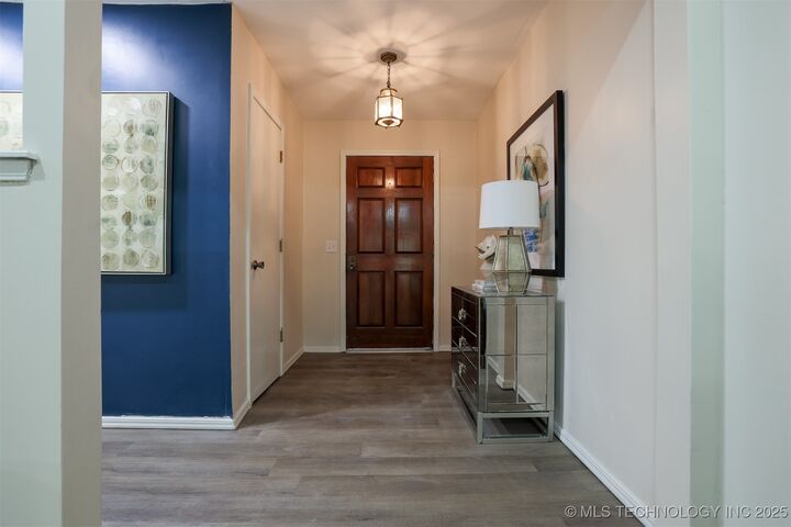 Property Photo:  2604 W Broadway Street  OK 74012 