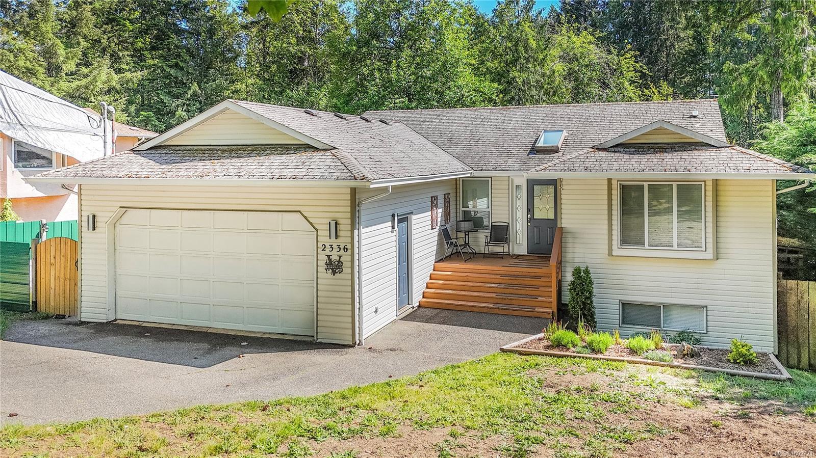 Property Photo: 2336 Ravenhill Rd BC V0R 2W1