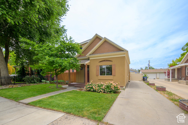 Property Photo: 1860 S 800 E UT 84105
