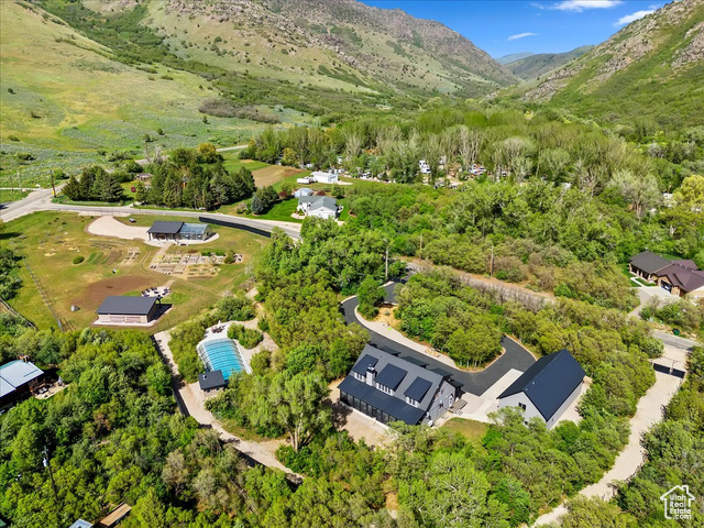 Property Photo: 145 N 10450 E UT 84317