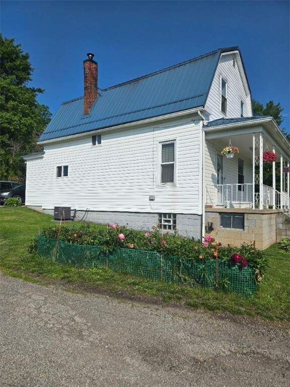 Property Photo: 114 Dry Knob Road PA 15478