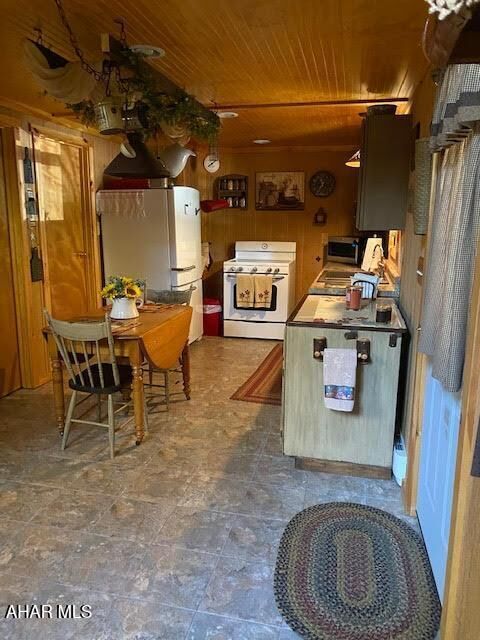 Property Photo:  132 Hawks Nest Lane  PA 16640 