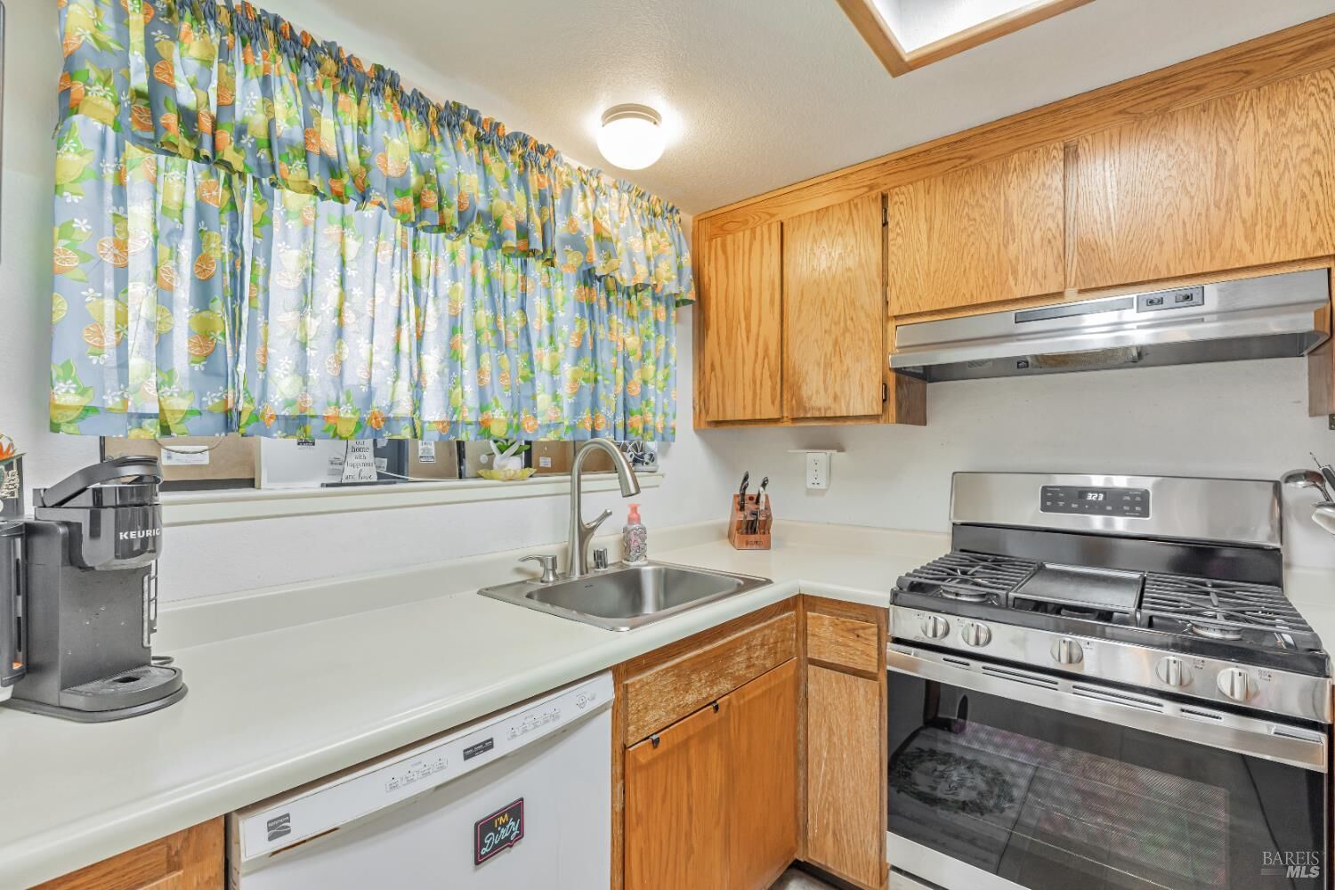 Property Photo:  418 Occidental Circle  CA 95401 