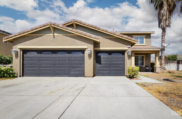 Property Photo:  5408 Transparent Court  CA 93313 