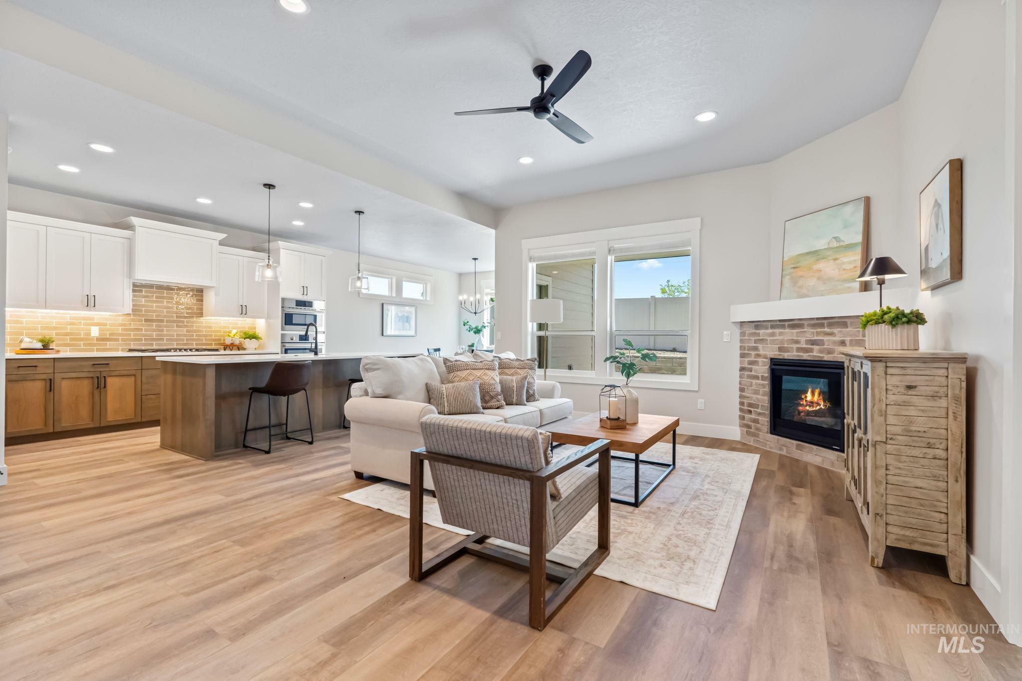 Property Photo: 1501 E Andes Dr ID 83634